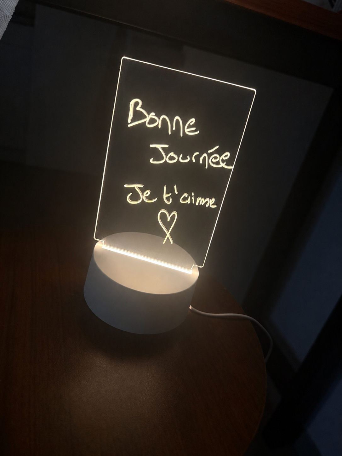 GlowNote™ – Transformez vos mots en lumière.✨